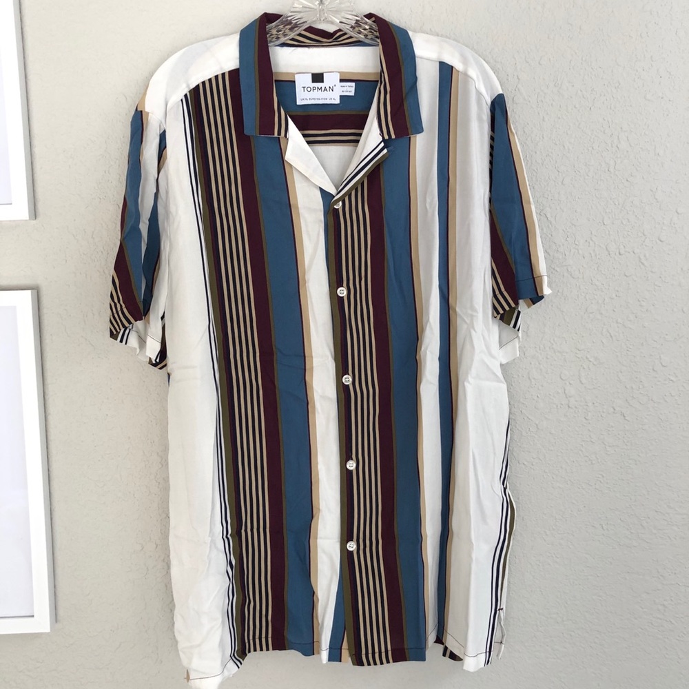 Topman Printed Shortsleeved Button Down